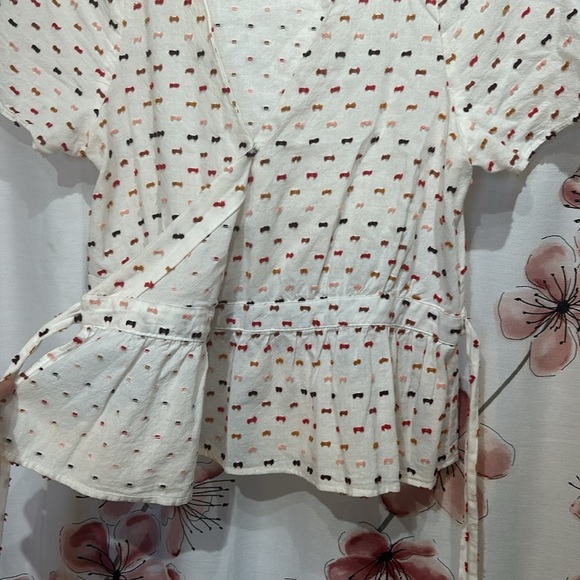 MADEWELL • Short Sleeved Wrap Shirt • Size Small - Picture 6 of 8